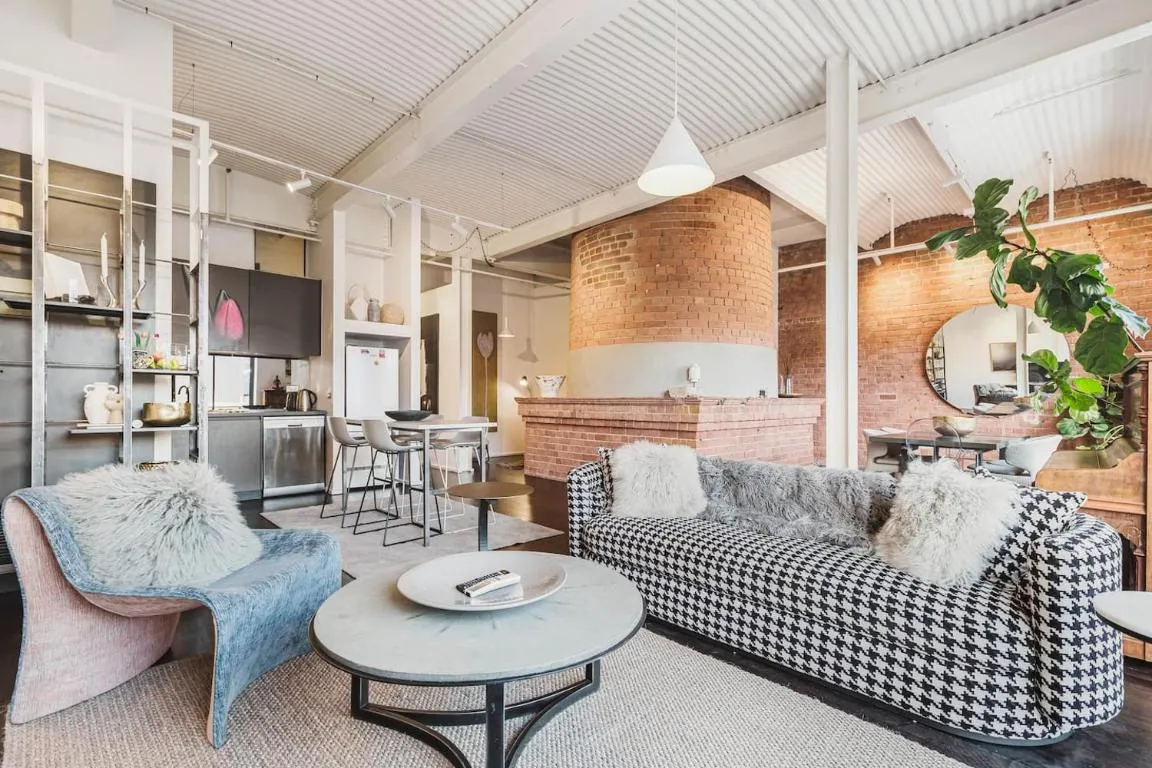 Cocoa Loft – A Designer Conversion off Chapel St
