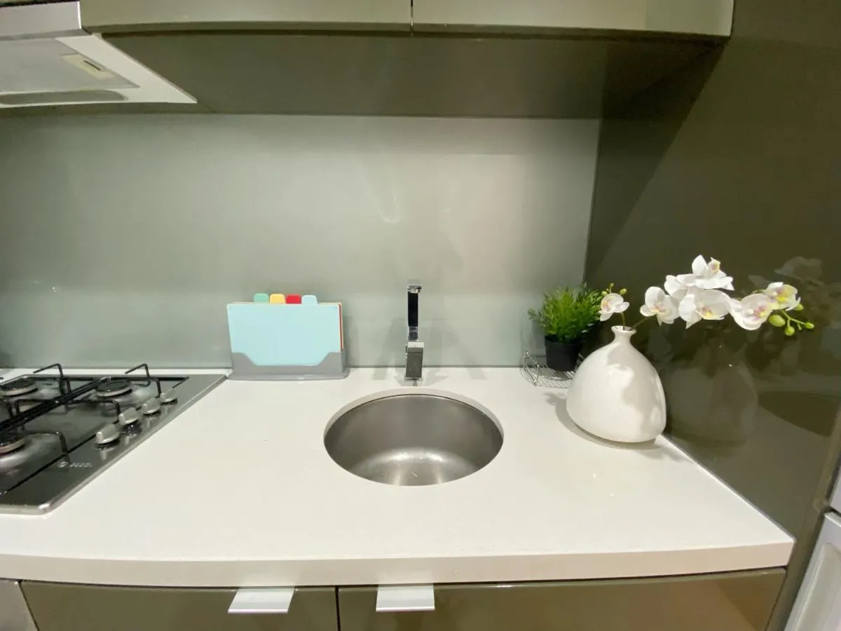 Cosy 1B1B Apartment in South Bank — 3