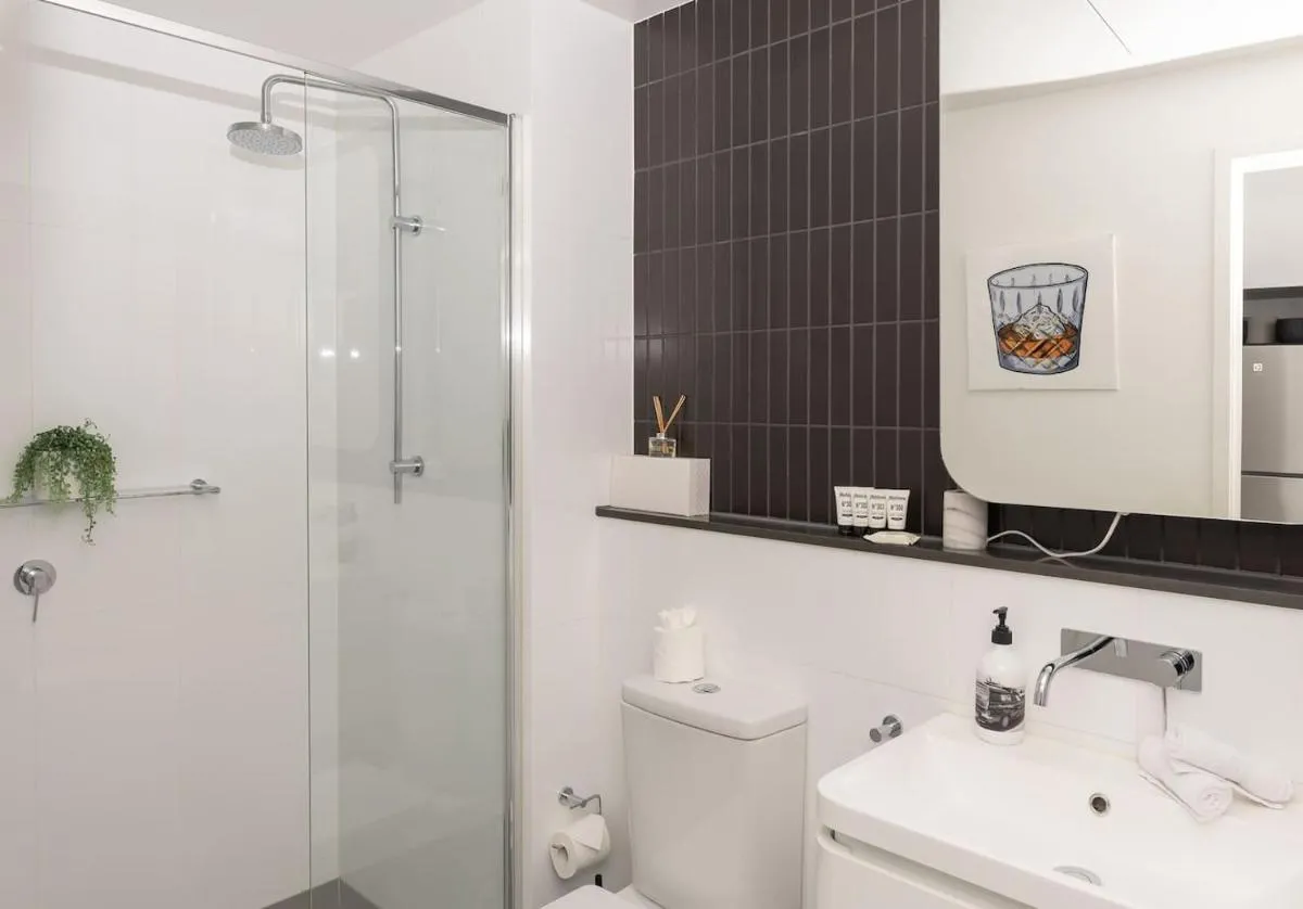 Coveted Collingwood – Balcony Hideaway with Views — 3
