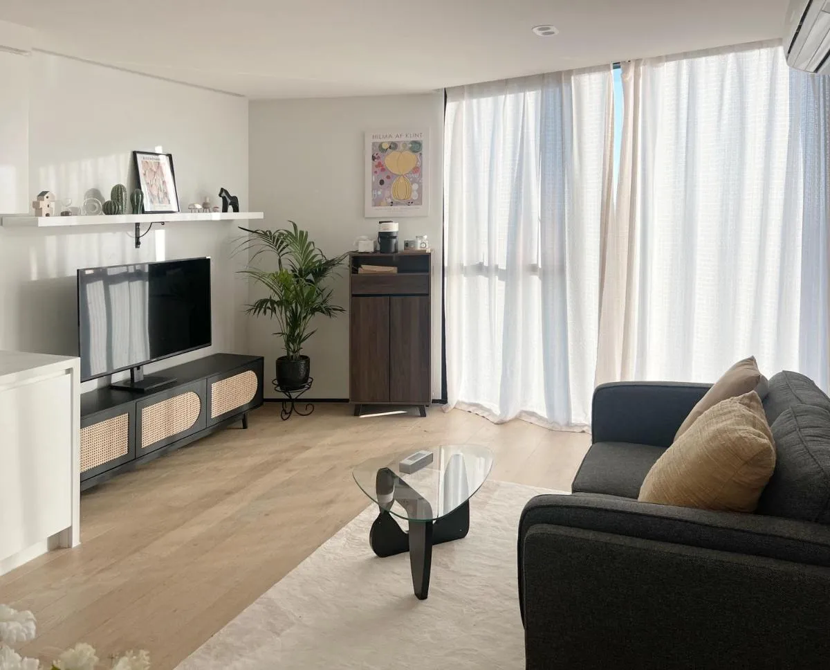 Cozy 1B1B APT with stunning view — 2