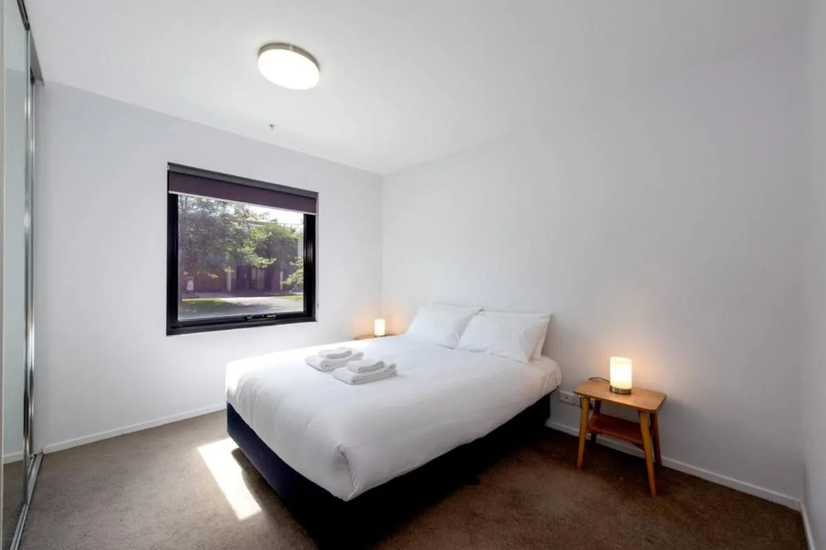 Cozy 1Bed Unit in leafy Carlton – 10 mins from CBD — 3