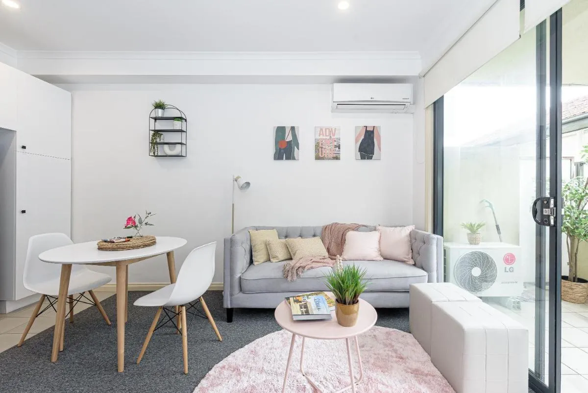 Cozy 1 bedder in St Kilda with Balcony — 4