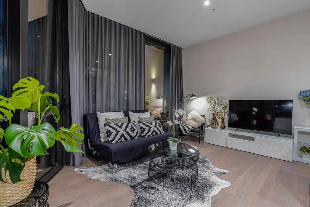 Delicated Loft in Central 2Bed 2.5Bath 2Carpark — 5