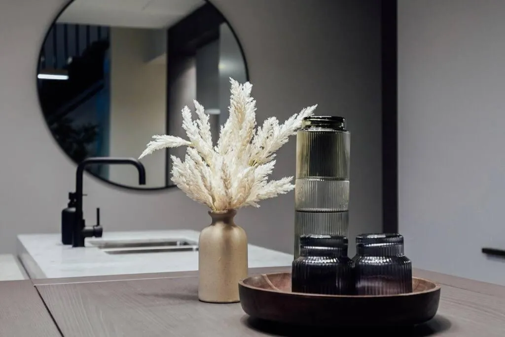 Delicated Loft in Central 2Bed 2.5Bath 2Carpark — 3