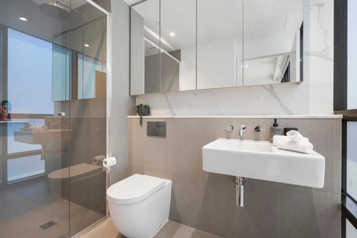 Deluxe Living in the Heart of Southbank — 3