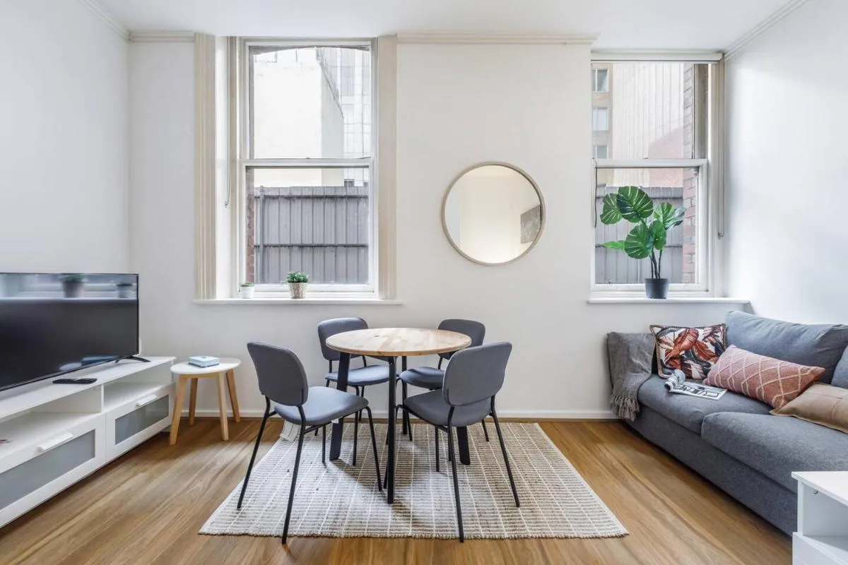 Deste Studio – A Modern Boutique Lifestyle Suite — 5