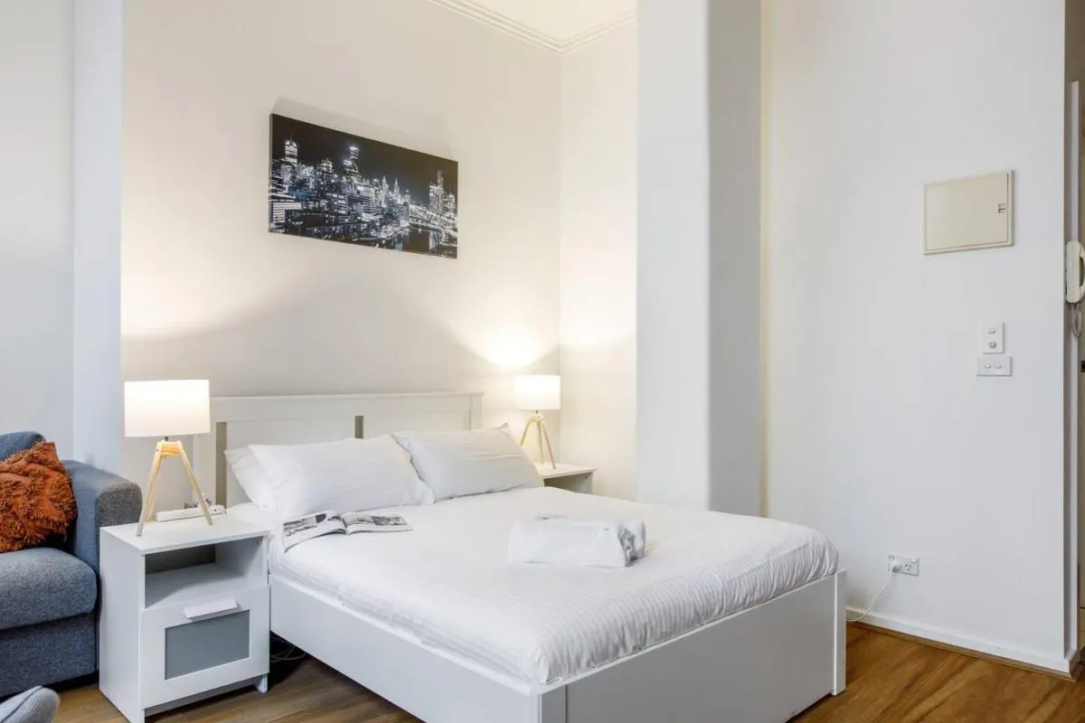 Deste Studio – A Modern Boutique Lifestyle Suite — 2