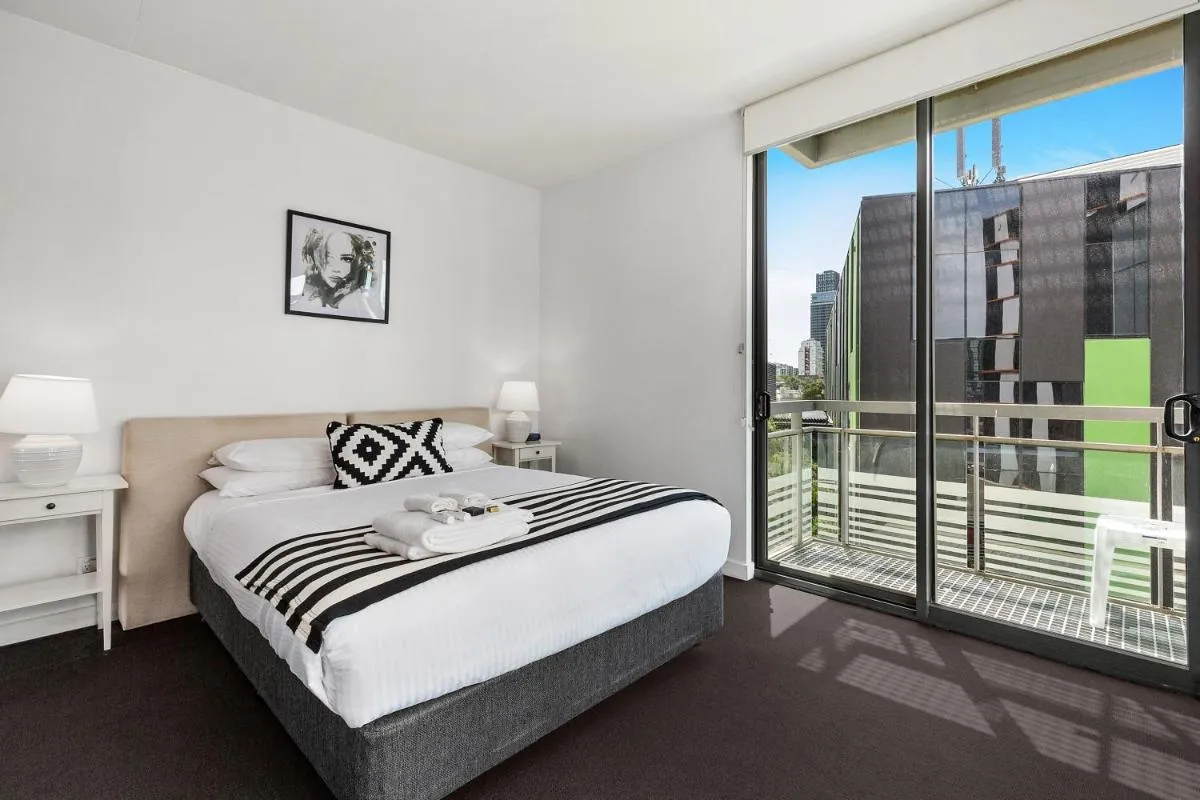 Docklands Private Collection – Digital Harbour — 2