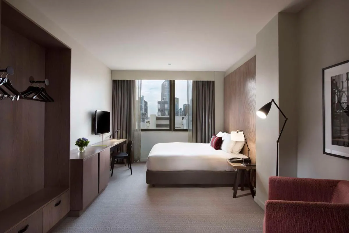 DoubleTree by Hilton Melbourne — 5