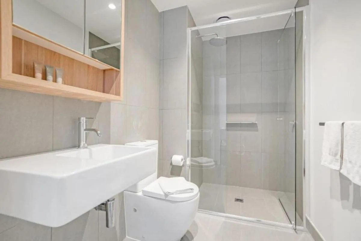Elegant Stature Building Luxury apartment — 3