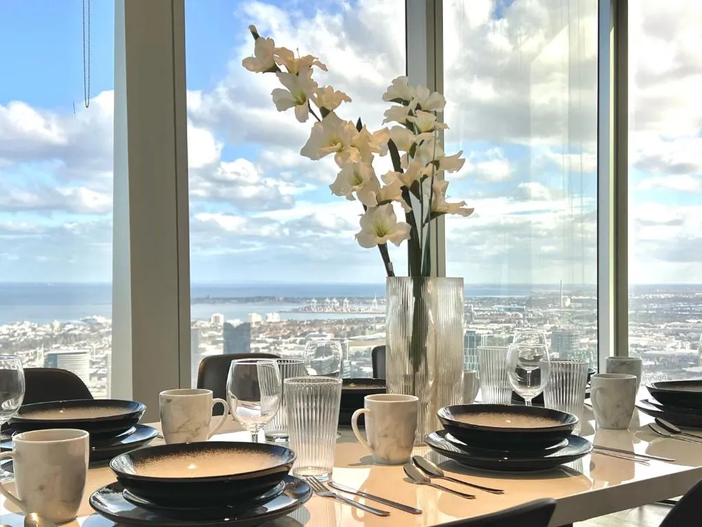 Exclusive 3B2B Apartments At WSP