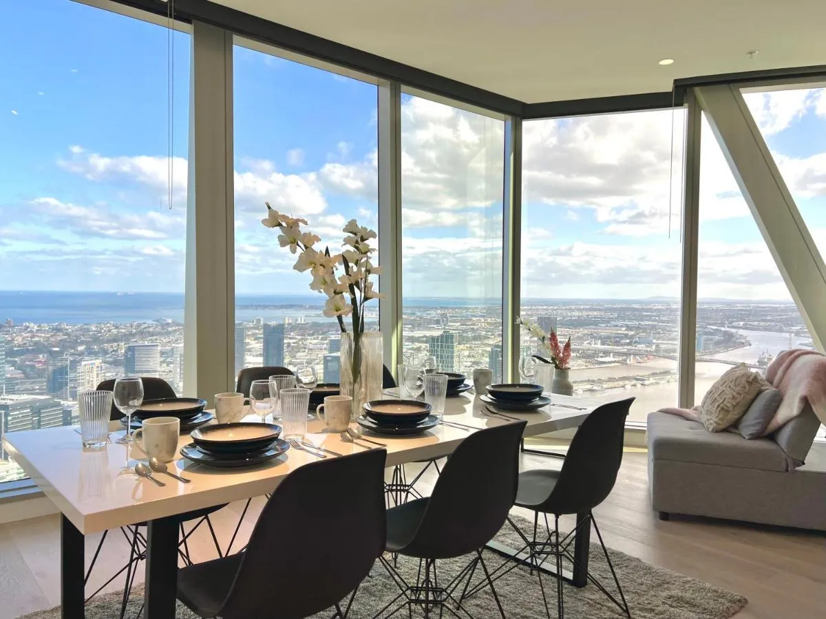 Exclusive 3B2B Apartments At WSP — 5
