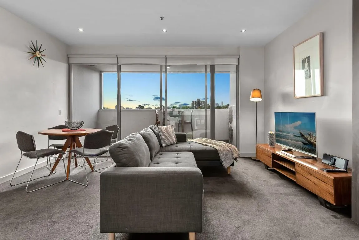 Exclusive Stays – SXY