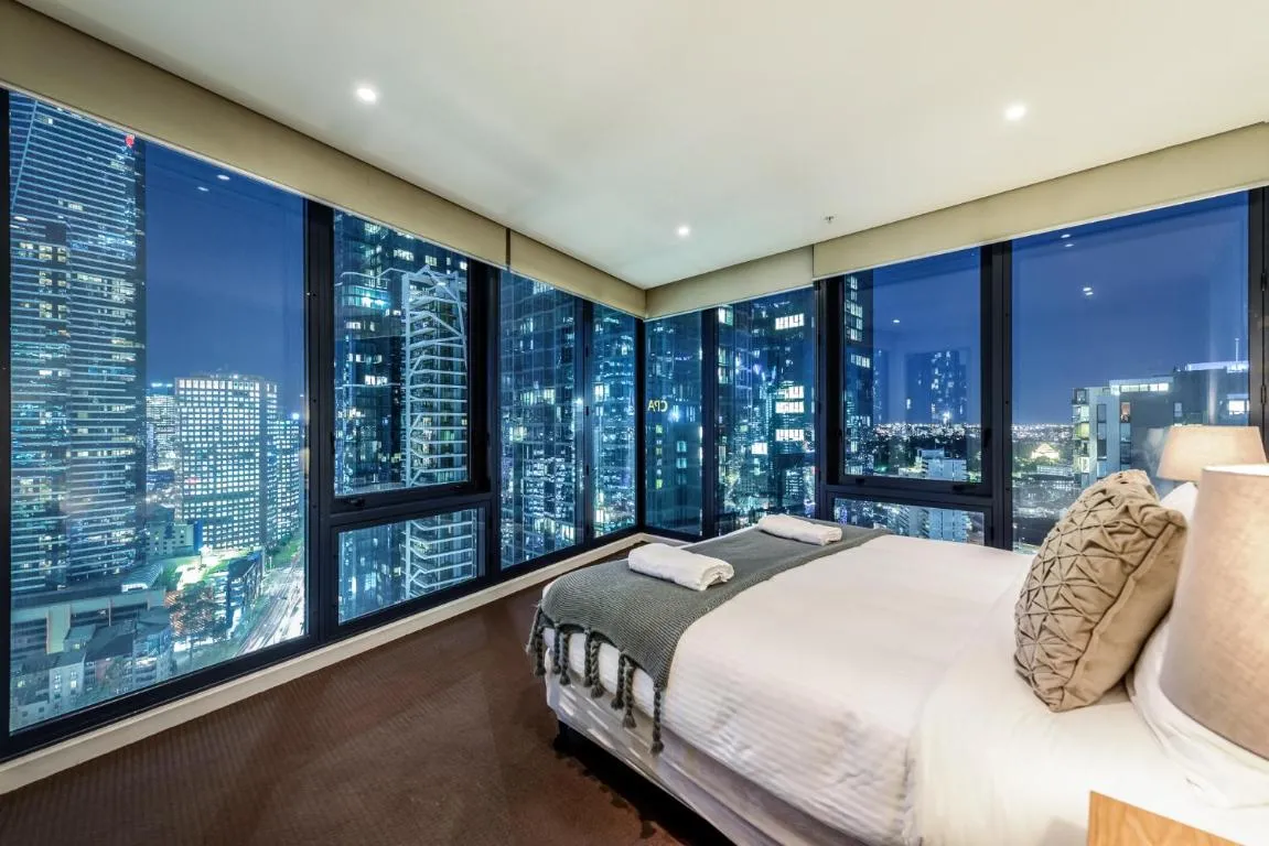 Exclusive Stays – SouthbankONE