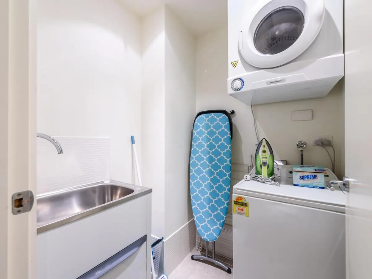 Exclusive Stays – SouthbankONE — 3