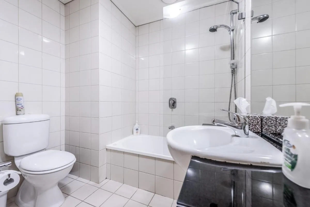 Exclusive Stays – The Centurion — 3