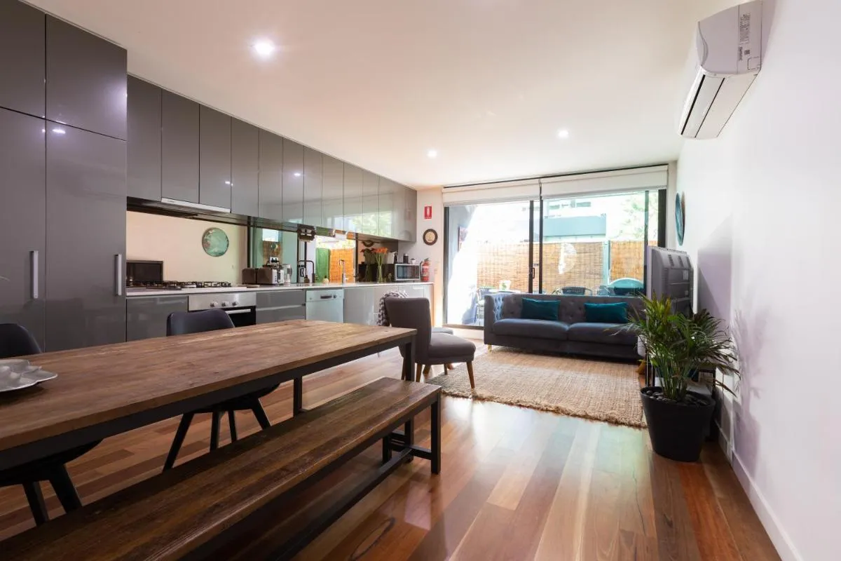 Experience Port Melbourne — 4