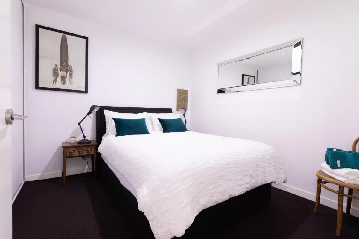 Experience Port Melbourne — 2