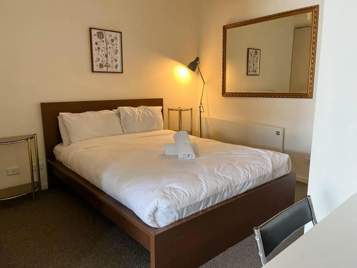 Explore Melbourne from this Chic 1BR in Windsor — 2