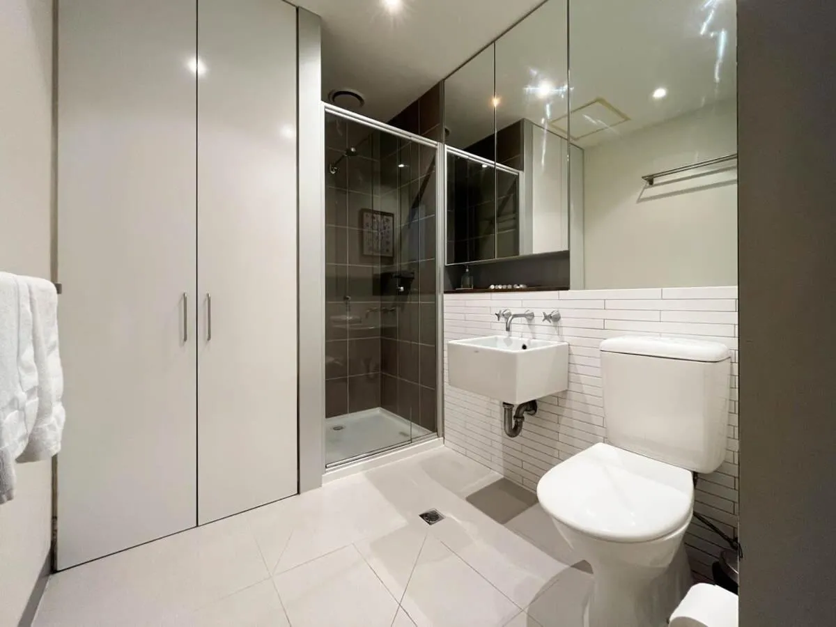 Explore Melbourne from this Chic 1BR in Windsor — 3