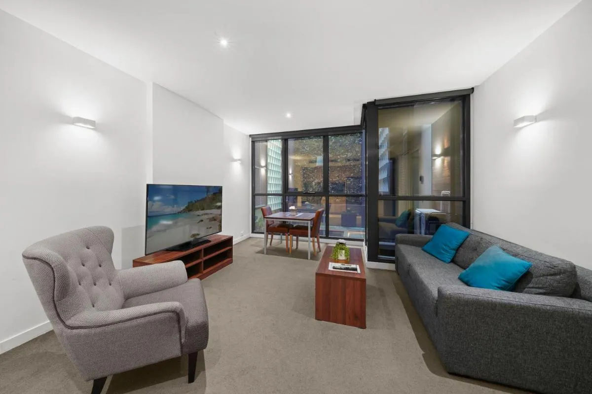 Flinders Street Apartments — 2