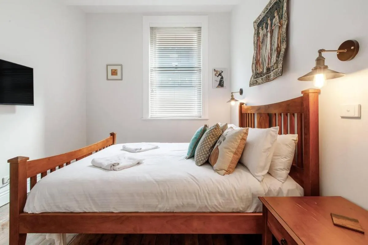 ‘Flinders Way 1932’ Inner-city Heritage Charm — 2
