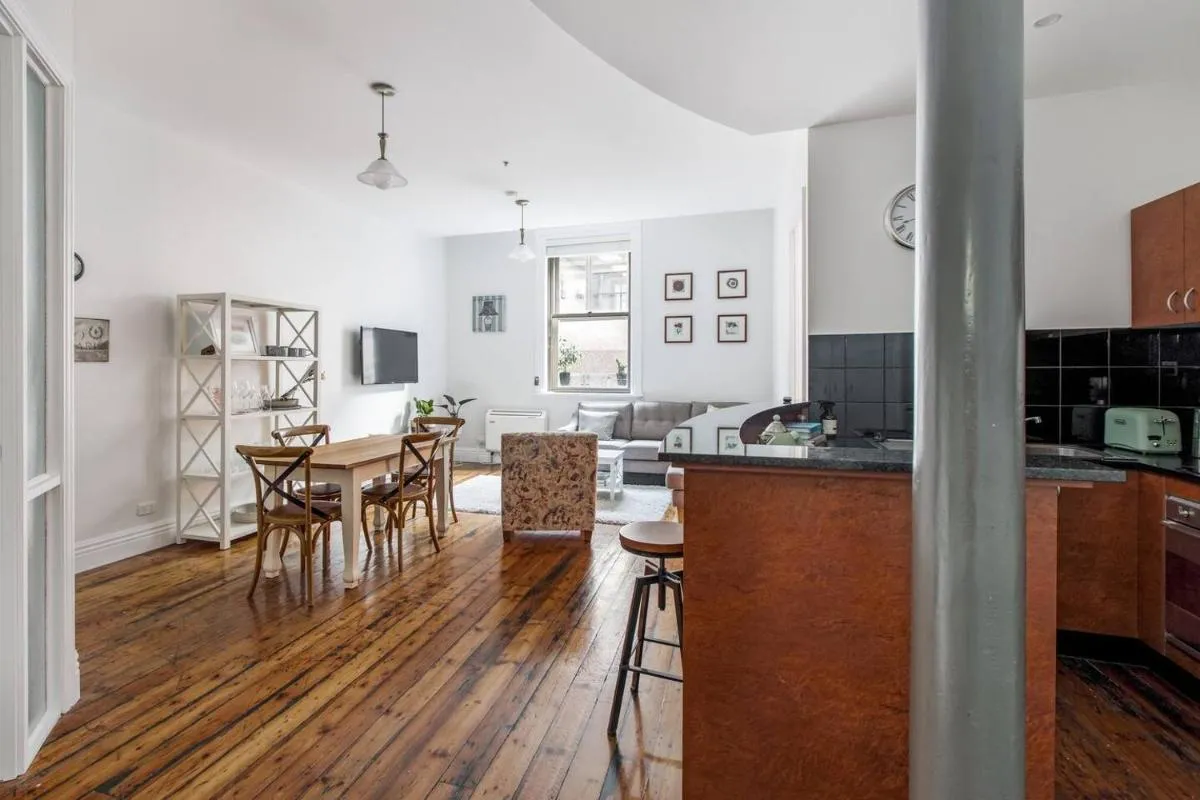 ‘Flinders Way 1932’ Inner-city Heritage Charm — 4