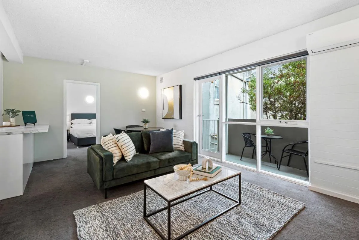 Gorgeous 1-Bed Apartment near Melbourne Uni — 4