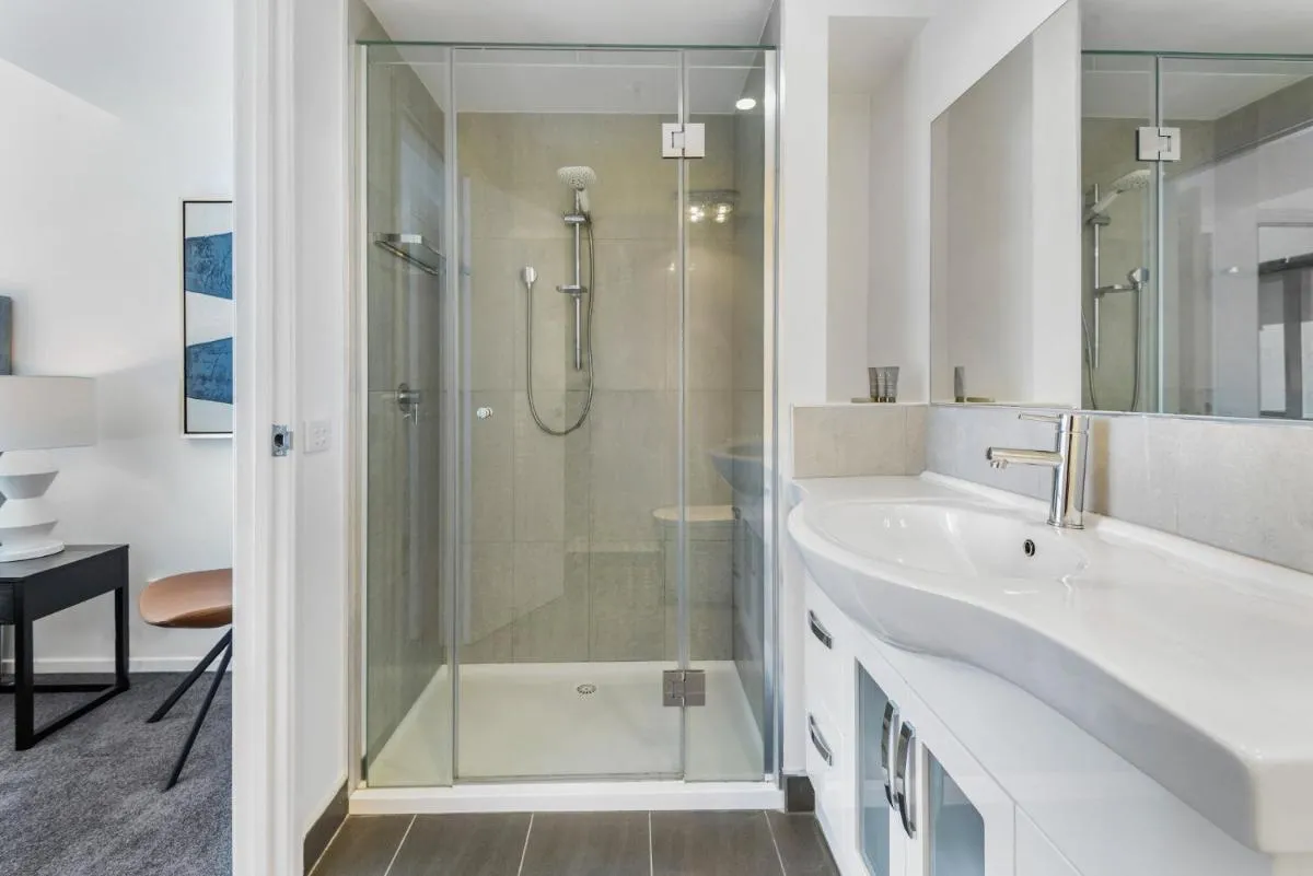 Gorgeous 3-Bed in Melbourne’s East End — 3