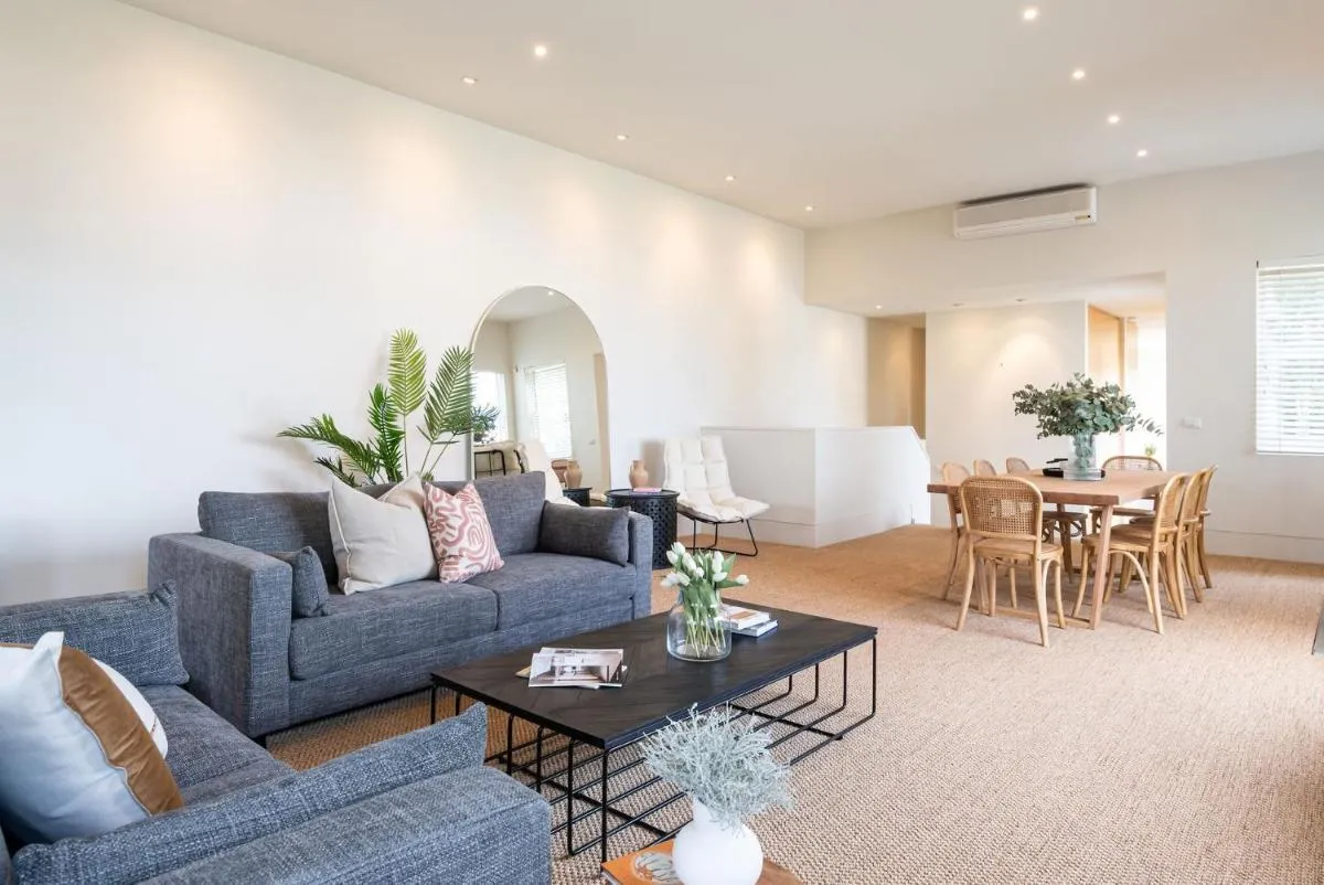 Grand Victoria Beach House — 4