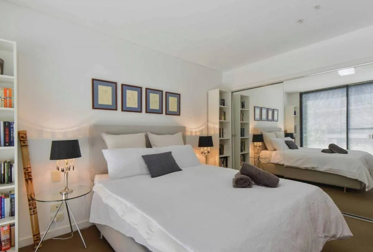 HAZEL Chapel St Socialite. Pool, Spa & Gym — 2
