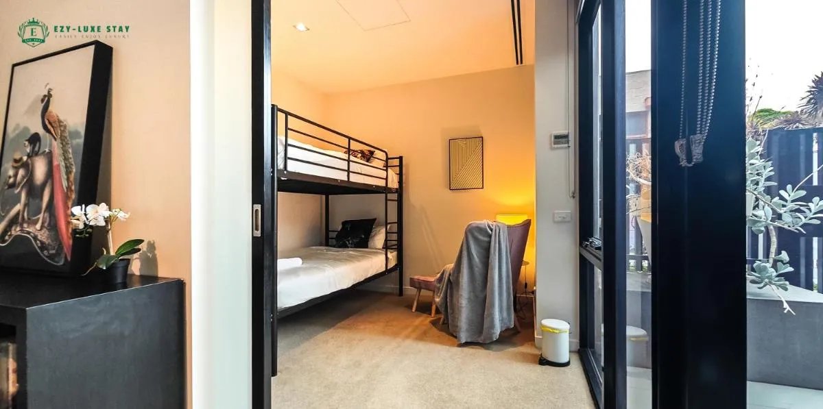 Heart of Mel east best apartment AFL season start — 2