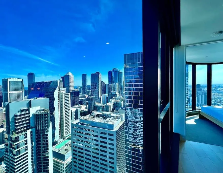 Highrise best location 2baths — 5