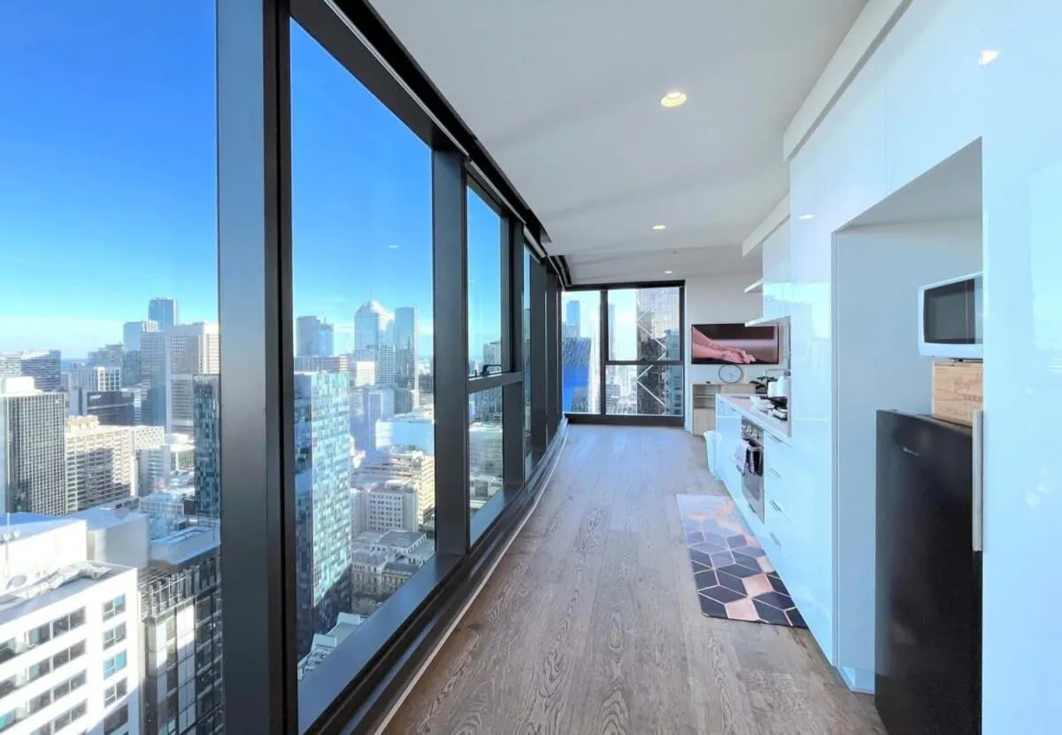 High-rise condo in Melbourne CBD — 4