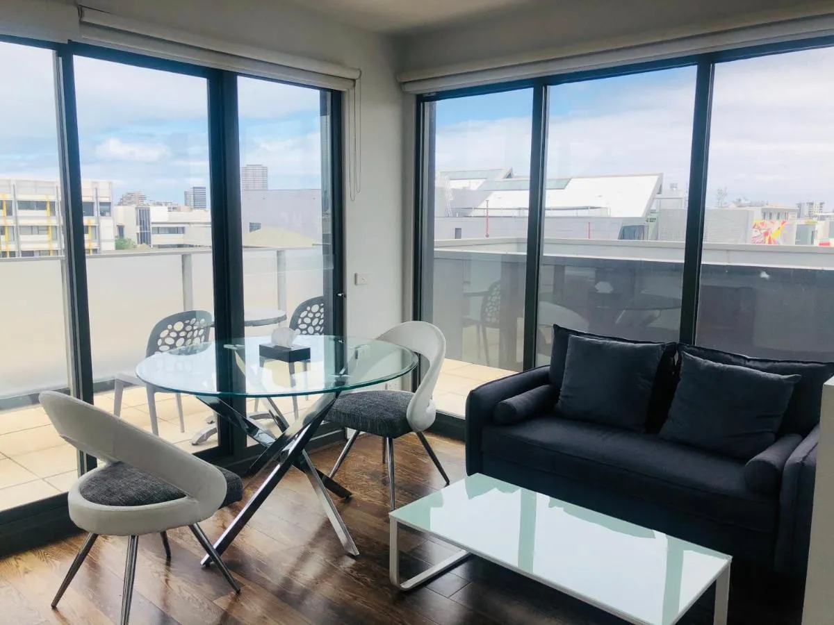 Hiigh Apartments — 2
