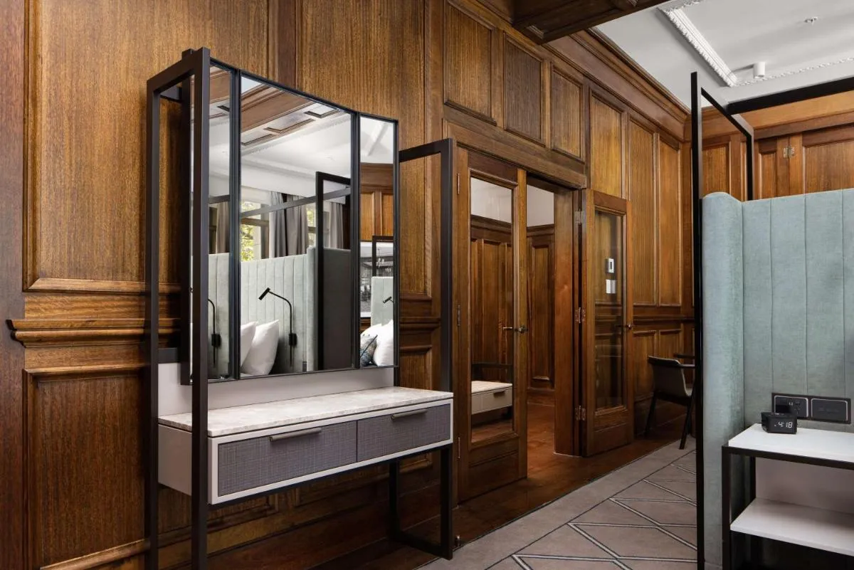 Hilton Melbourne Little Queen Street — 2
