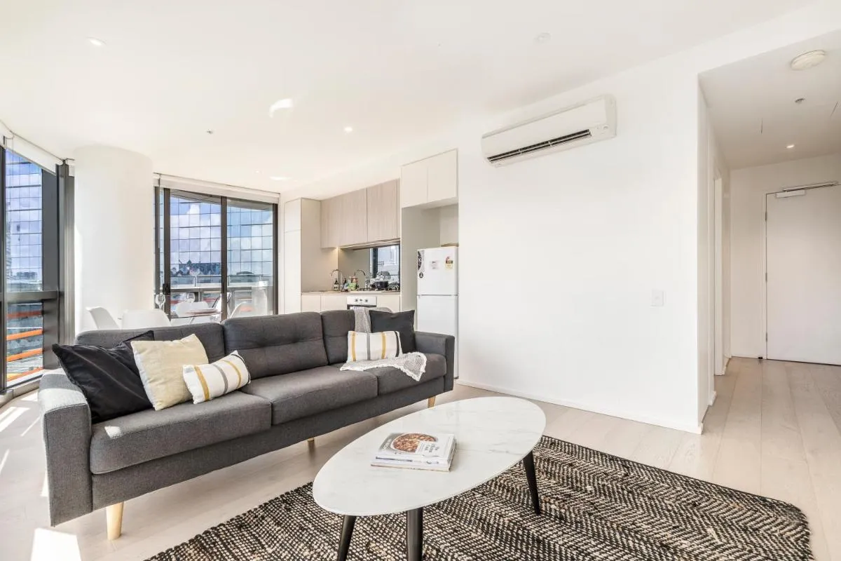 KULA Docklands — 4