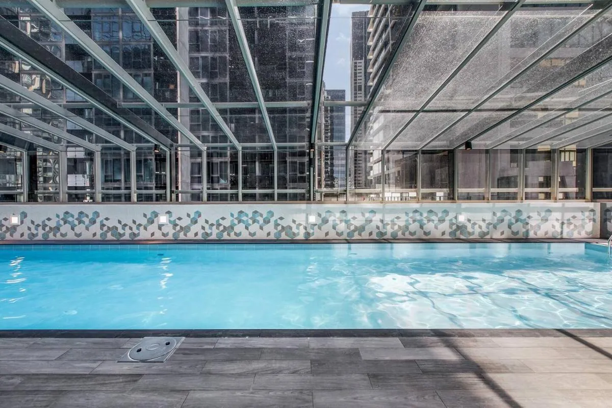 Kavanagh Cool – A Central Resort-style Pad — 4