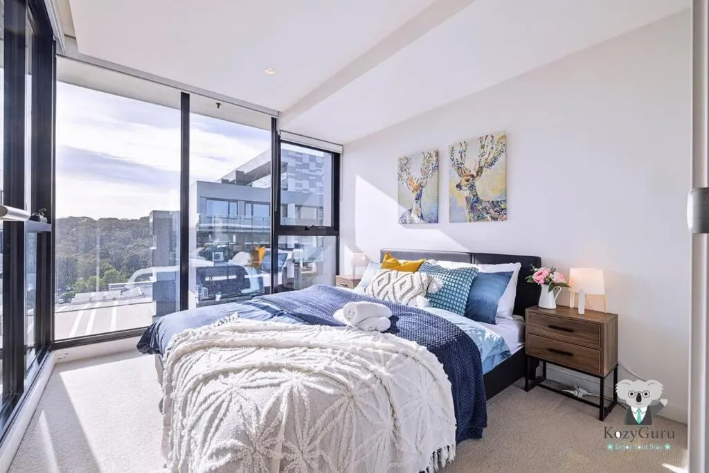 KozyGuru / Abbotsford / 1Bed Apt / VAB803C — 2