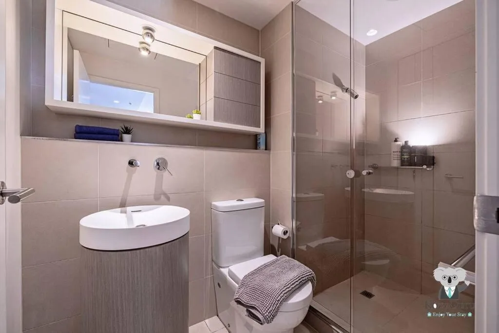 KozyGuru / Abbotsford / 1Bed Apt / VAB803C — 3