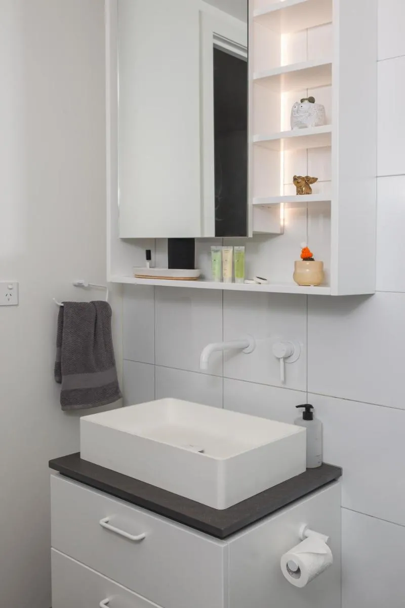 Large Central Prahran Retreat — 4