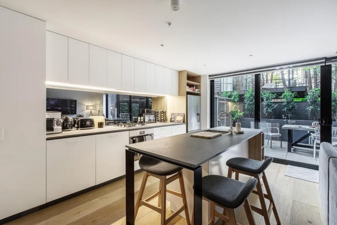 Large Central Prahran Retreat