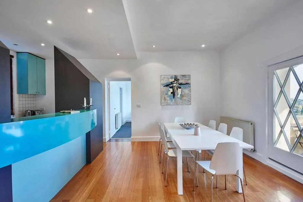 Large Two Bedroom Apartment with City Park and Bay views — 5