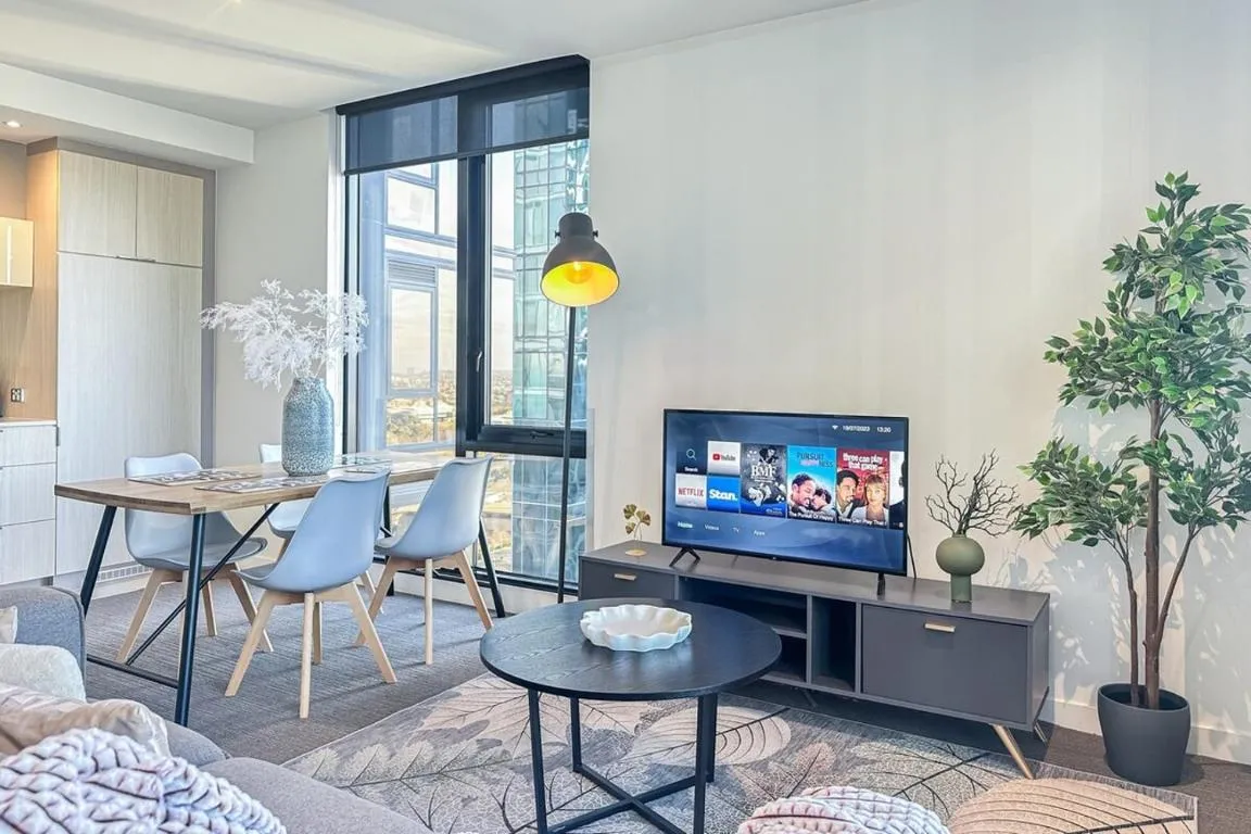 Leisure 2br1ba Apt Southbank Free Parkingpool