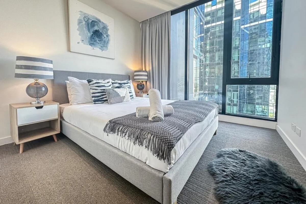 Leisure 2br1ba Apt Southbank Free Parkingpool — 2