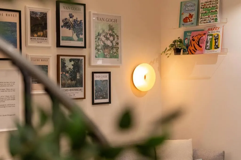 Loft on Collins/Swanston – 2 storey – 2 bed 2 bath — 2