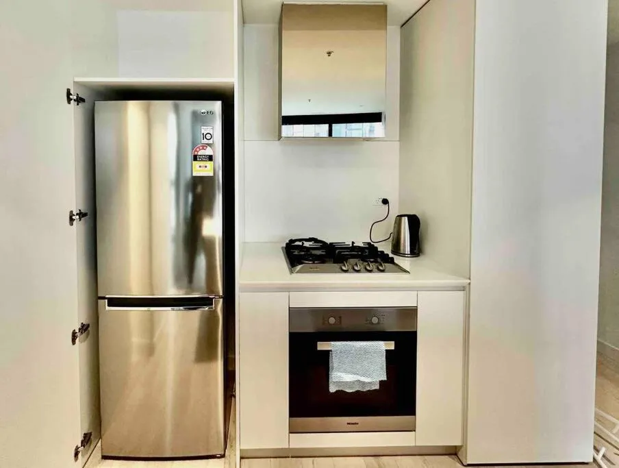 Lovely& Cozy Apt @CBD Level 35, Mins to Central — 4