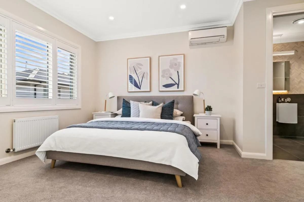 Luxe Parkside Hampton Home — 2