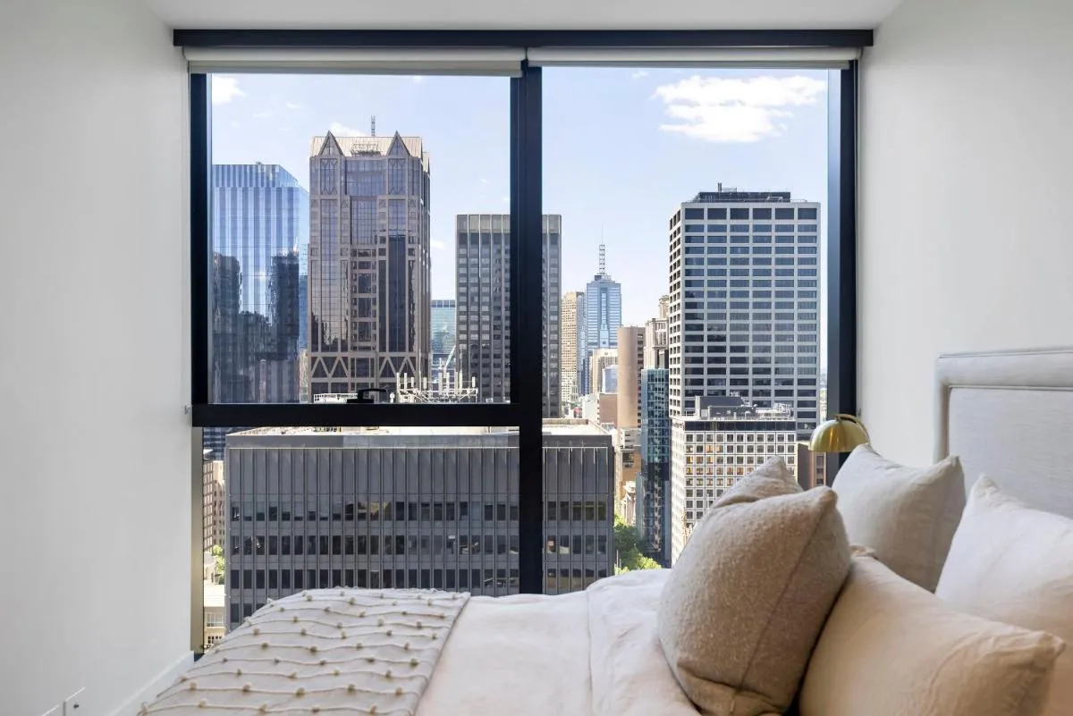Luxuria Apartments – Collins House — 3