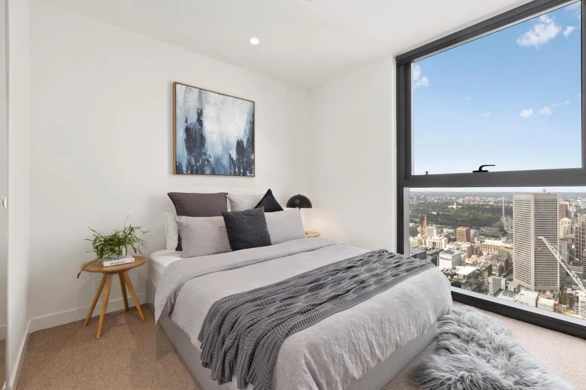 Luxuria Apartments – EQ Tower — 2
